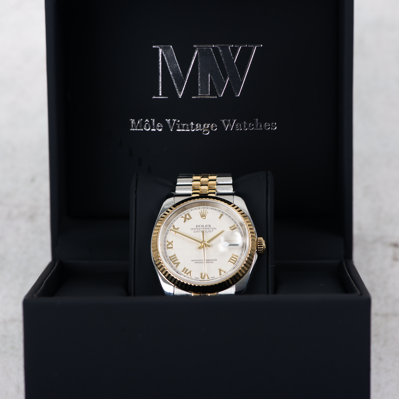 Rolex Oyster Perpetual Datejust 116233 Ivory Pyramid Dial 2005