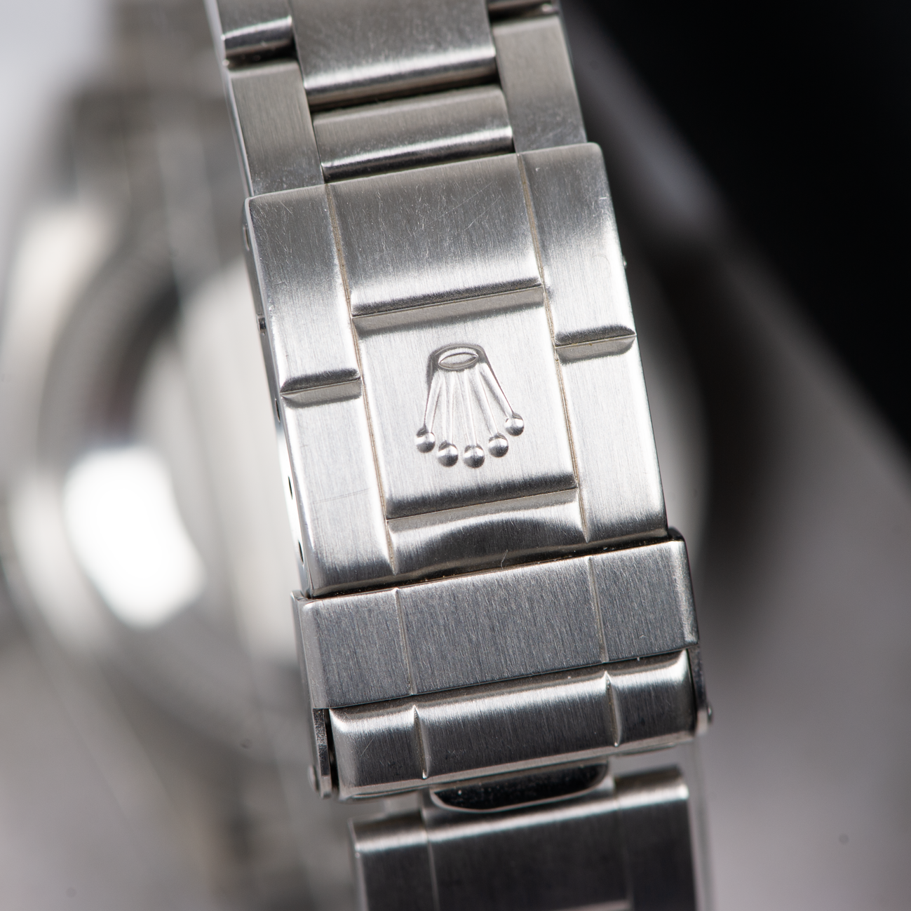 Rolex Oyster perpetual Explorer 114270 Black Dial 2004 With Papers