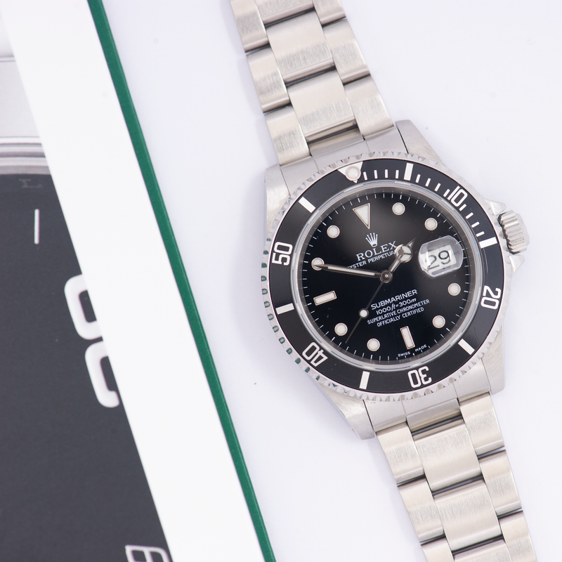 Rolex Oyster Perpetual Submariner 16610 Black Dial 1999