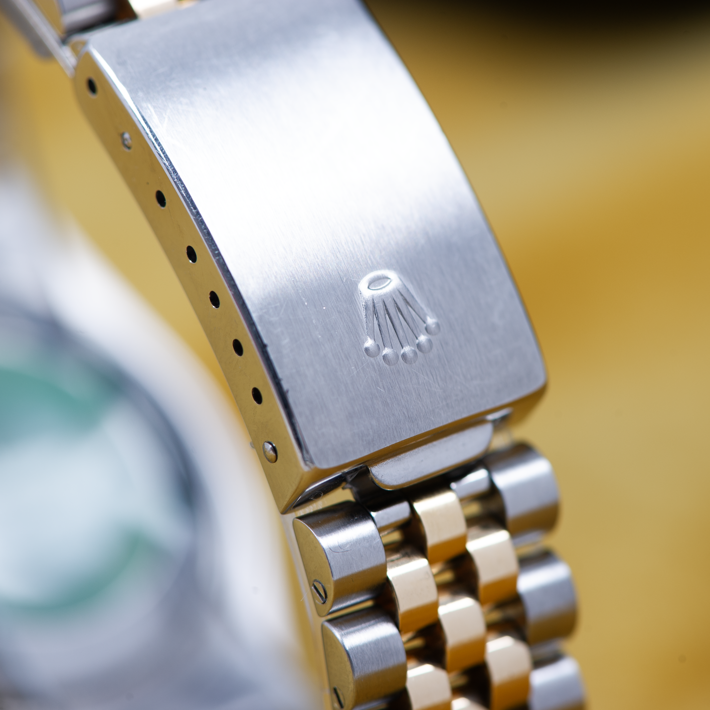Rolex Oyster Perpetual Datejust 16013 Champagne Stick Dial Green Caseback Sticker 1988