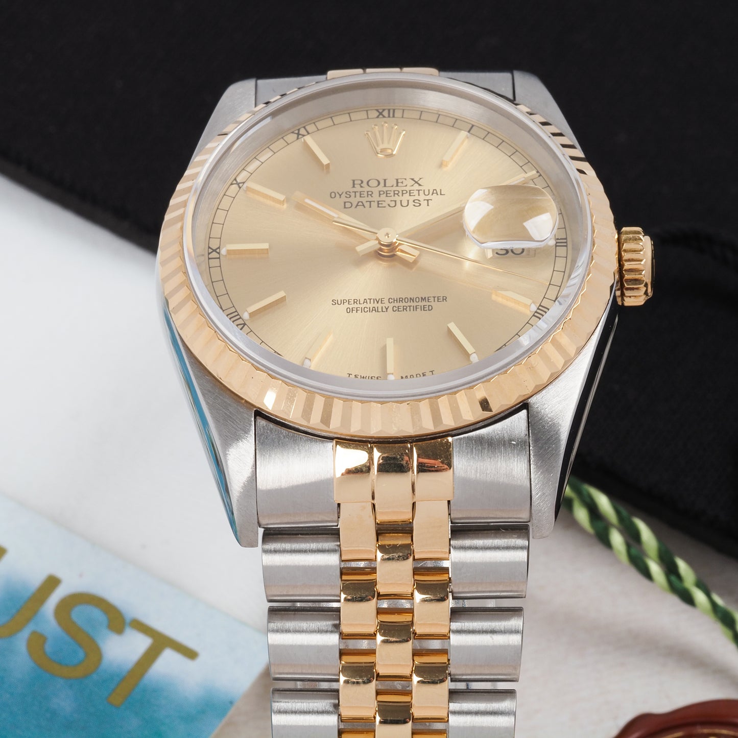 Rolex Oyster Perpetual Datejust 16233 Champagne Dial 1996 FULL SET