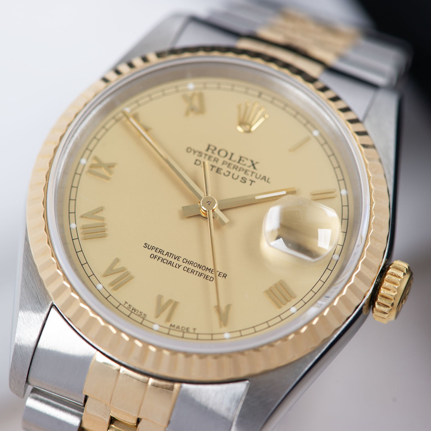 Rolex Oyster Perpetual Datejust 16233 Champagne Small Roman Dial 1991