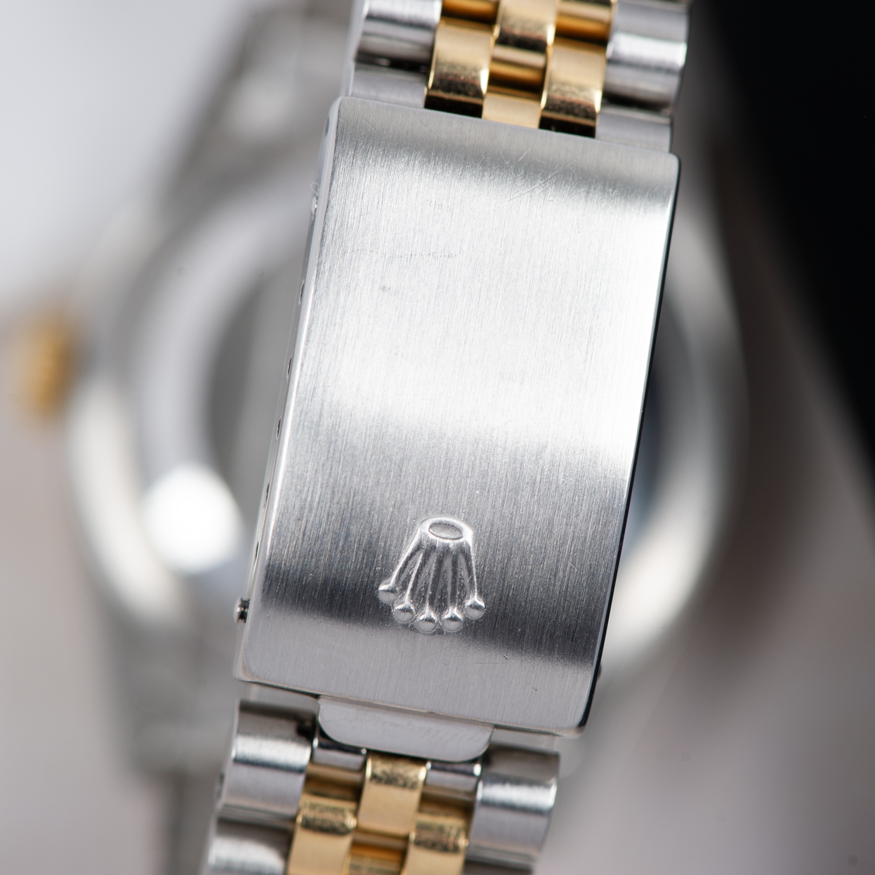 Rolex Oyster Perpetual Datejust 16233 Champagne Linen Dial 1988